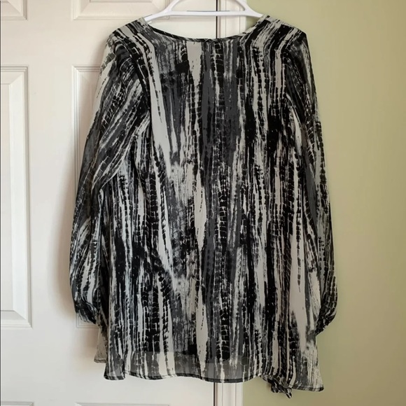 Show Me Your MuMu Dragon Scales Jamie Tunic Size S - Picture 10 of 10